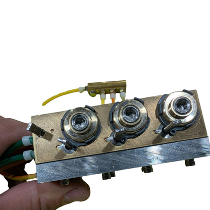 A-dec Performer Brass Block 38.1817.00, 3-Valve with Hold-Back Air Manifold