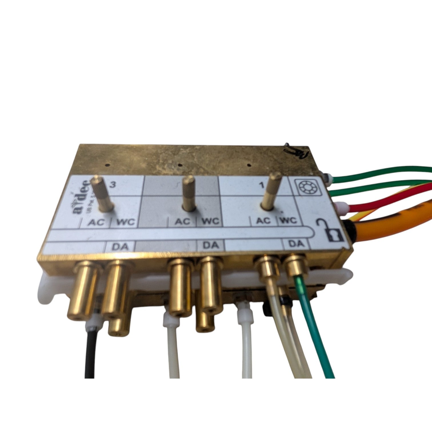 A-dec Performer Brass Block 38.1817.00, 3-Valve with Hold-Back Air Manifold