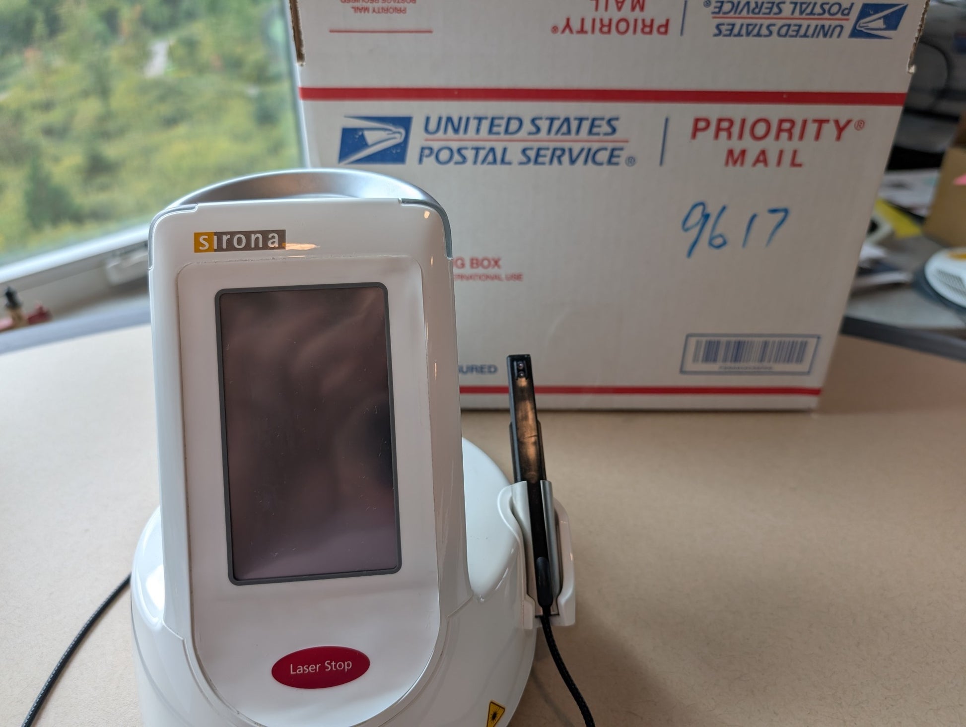Sirona SIROLaser Advance Dental Laser Oral Tissue Surgery Ablation dental diod Laser System, 04979, loose face cover